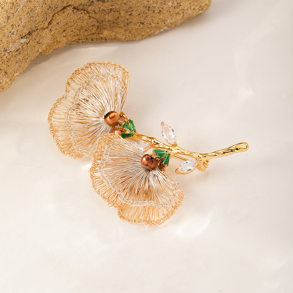 Gilded Fan Brooch