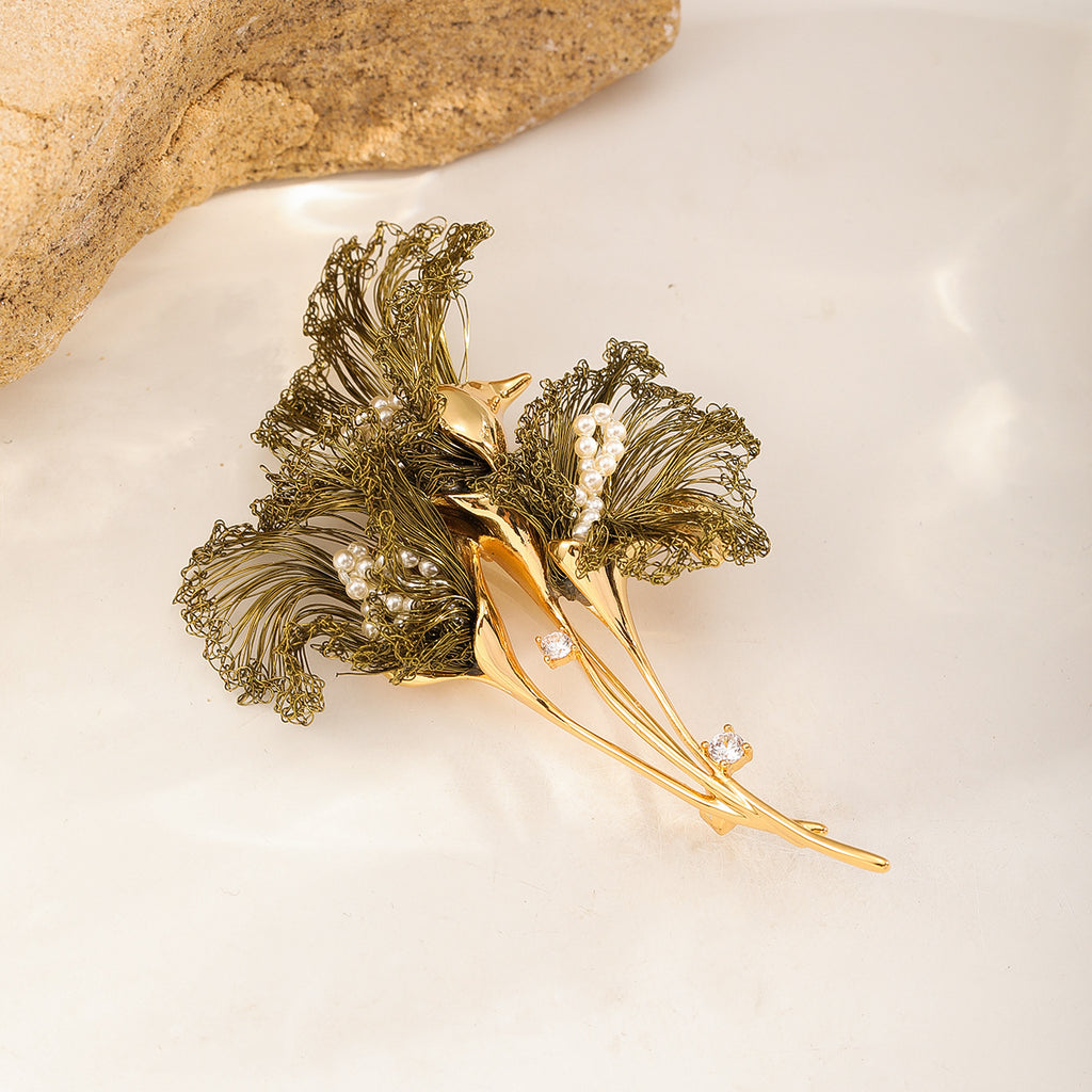 Olive Calla Brooch