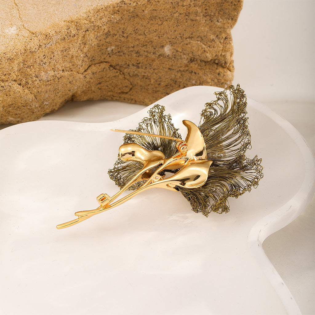 Olive Calla Brooch