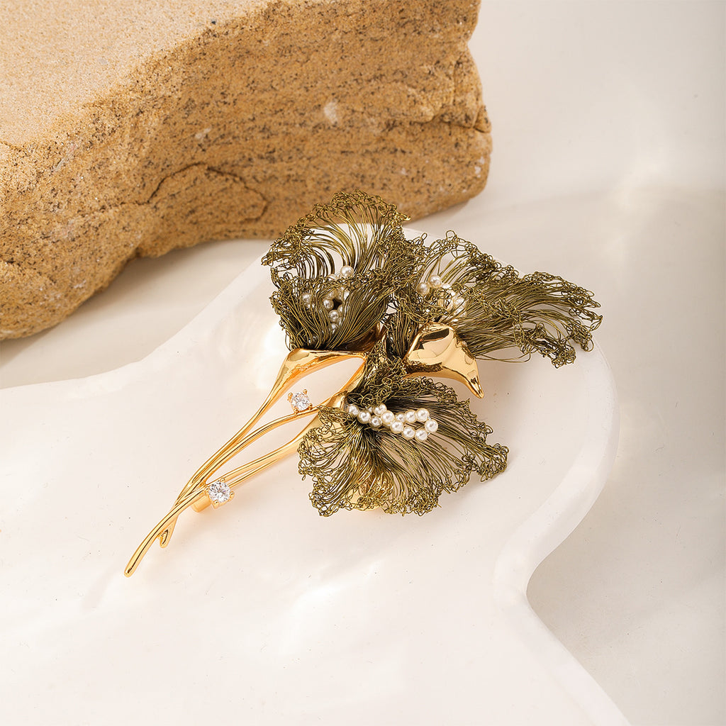 Olive Calla Brooch