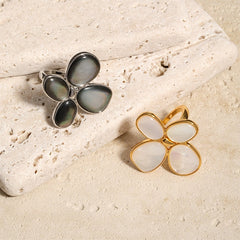 Shell Clover Ring
