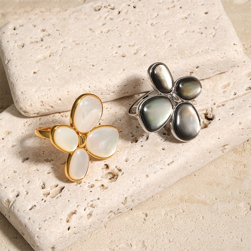 Shell Clover Ring, all colors