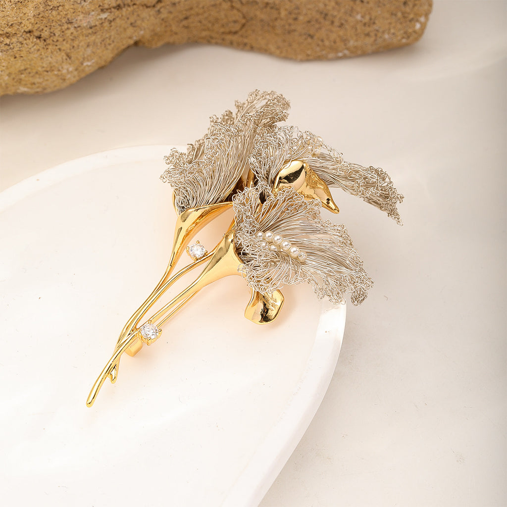 Silver Calla Brooch